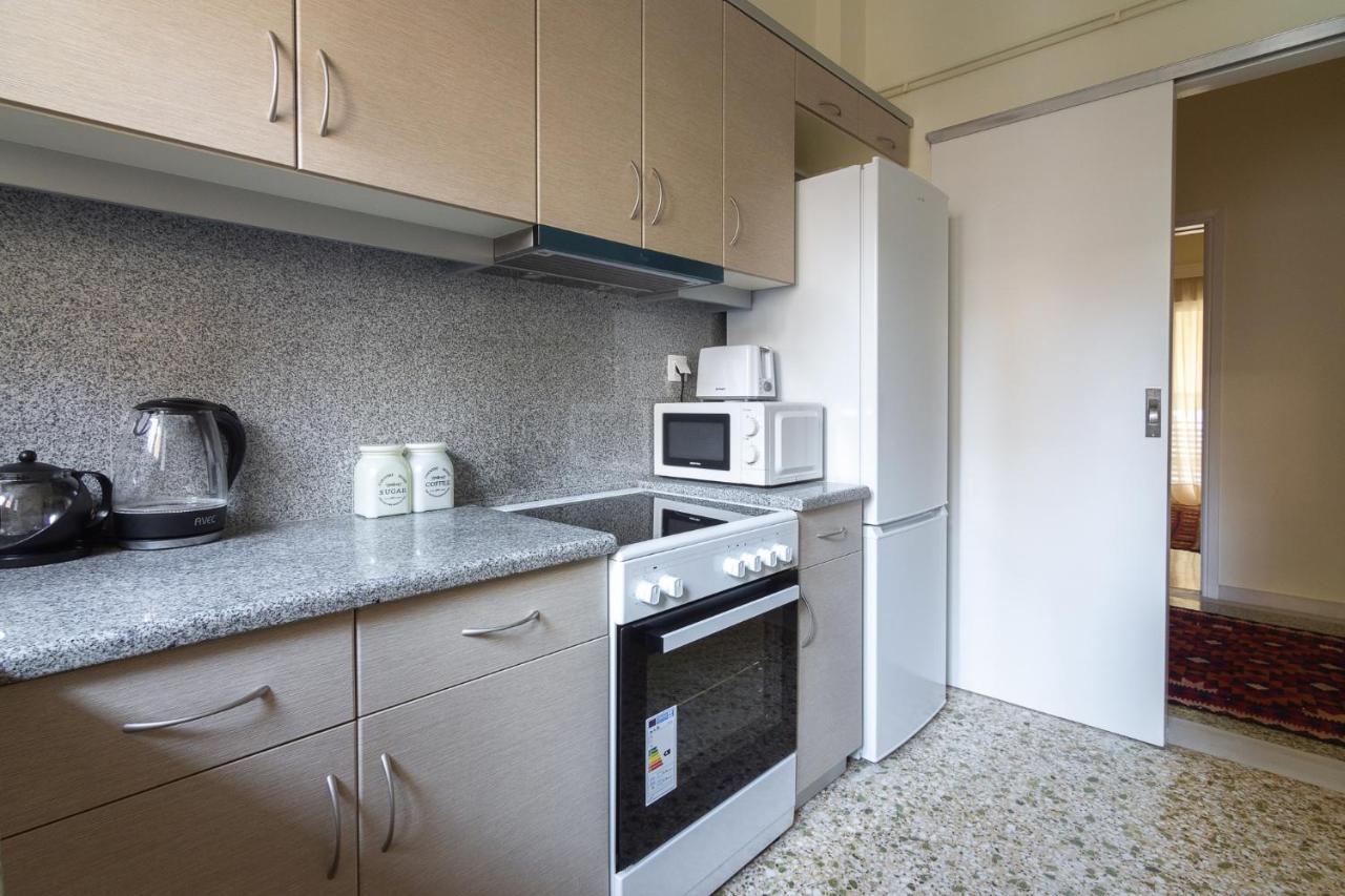 Bright And Spacious 2-Bedrooms Apartment In Atene Esterno foto