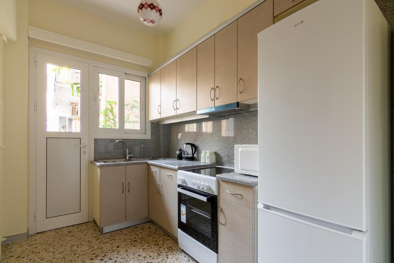 Bright And Spacious 2-Bedrooms Apartment In Atene Esterno foto